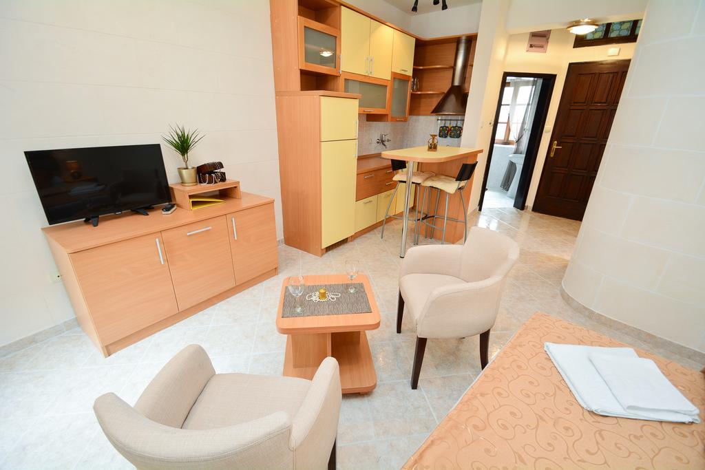 Apartments Casa Di Cattaro エクステリア 写真